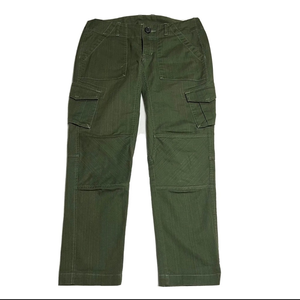 Mountain Hardwear Redwood Button Fly Cropped Cargo Camp Pants in Army Green